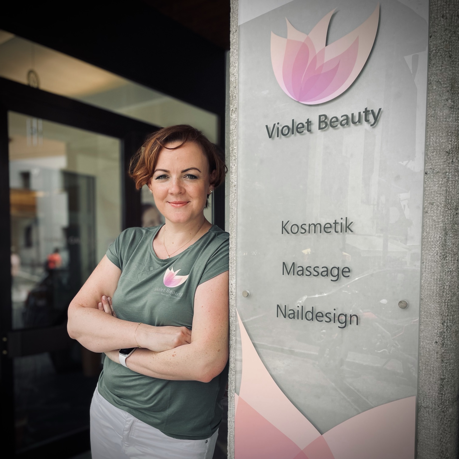 Veronika Haselsberger, Violet Beauty